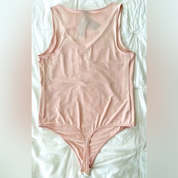 Body Contour Compression Silky V-Neck Thong Bodysuit in Peony - Size L - Picture 9 of 10